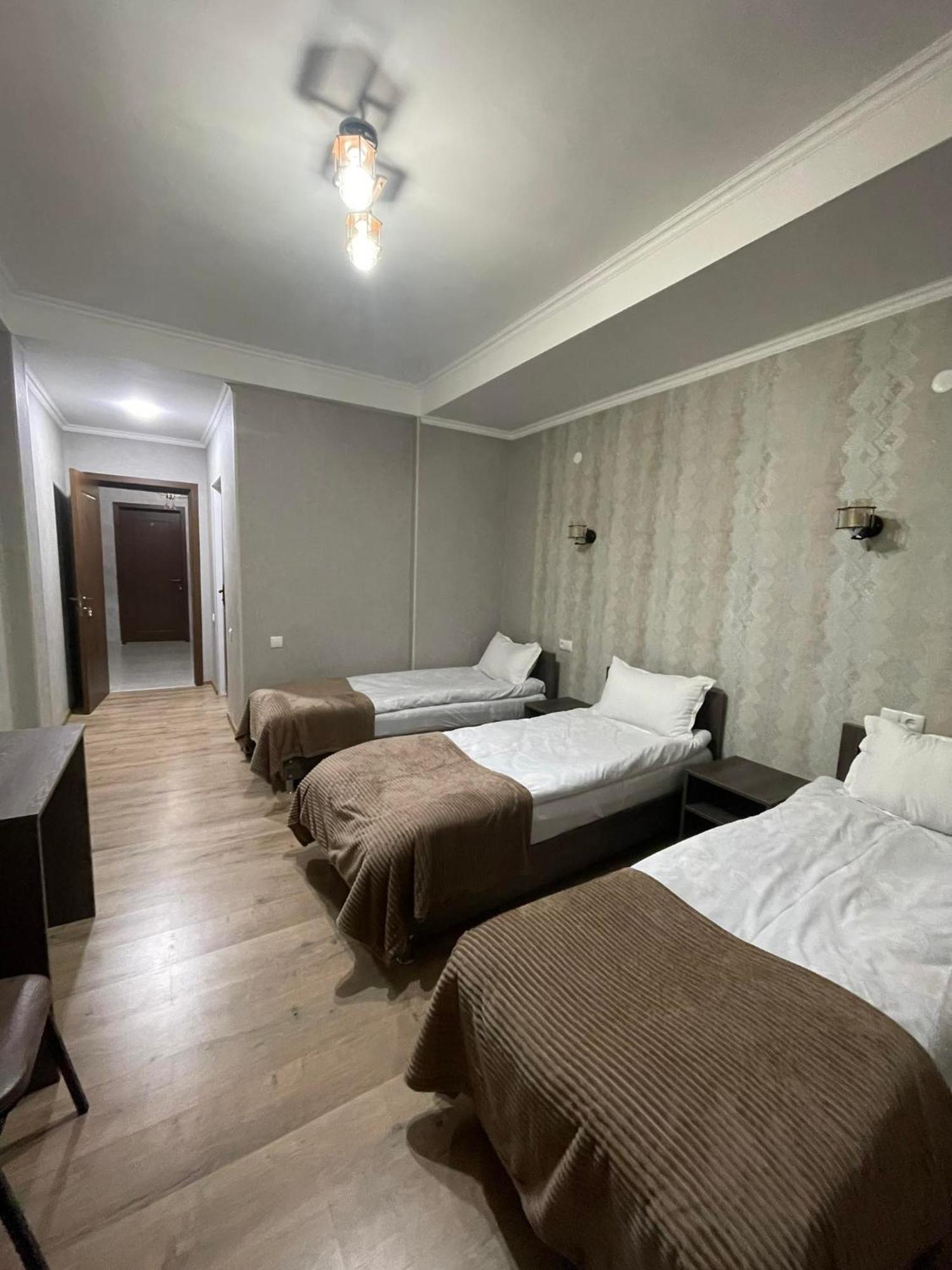 Hotel Shina Kazbegi Eksteriør billede
