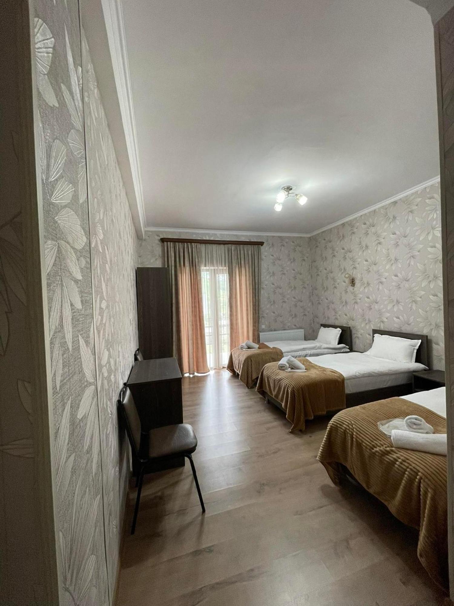 Hotel Shina Kazbegi Eksteriør billede